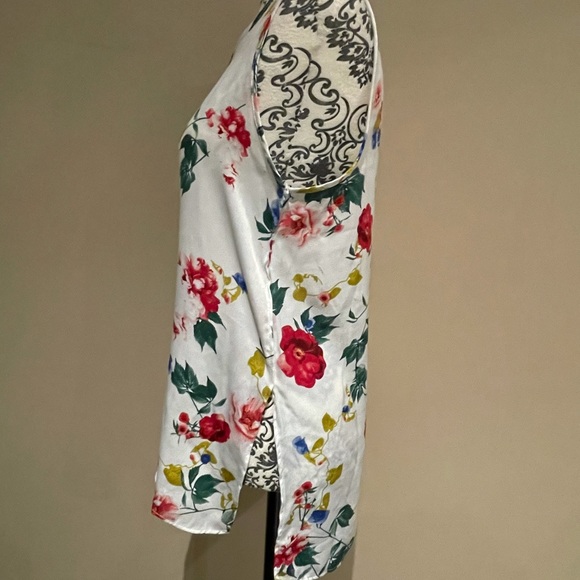 Chris & Carol Top - Picture 5 of 5